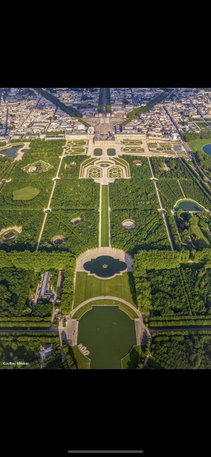 Ferienwohnung Le Petit Trianon, Parc Du Chateau Versailles Exterior foto